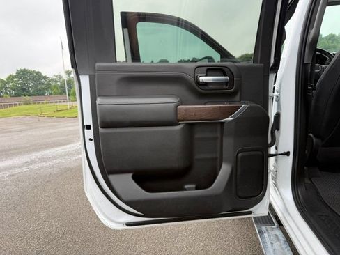 Used 2020 GMC Sierra 2500 Denali w/ Denali Ultimate Package AWD/4WD image 17