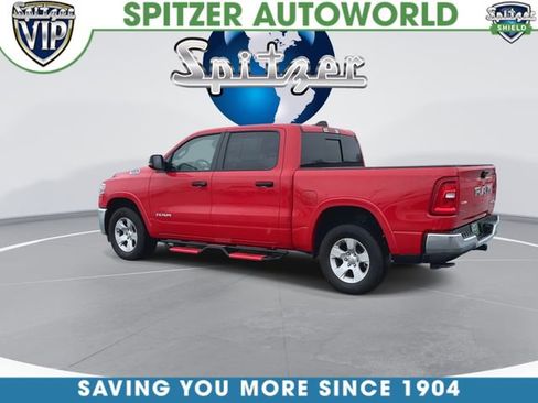 Used 2025 RAM 1500 Big Horn AWD/4WD image 7