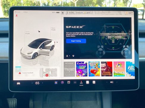 Used 2023 Tesla Model 3 Standard Range image 27