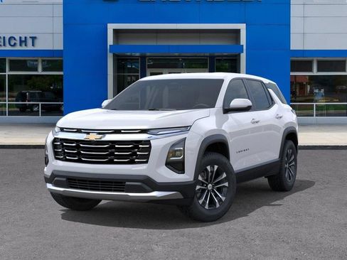 New 2027 Chevrolet Equinox LT FWD image 6