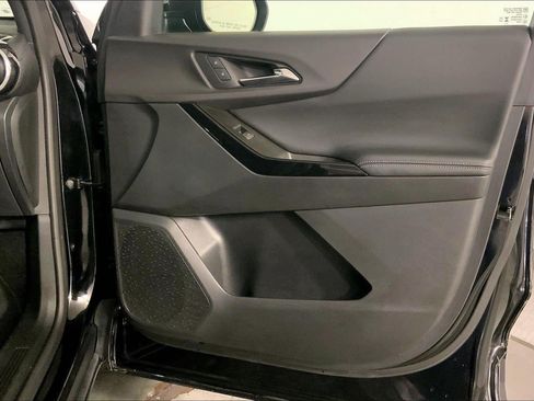 Used 2025 Chevrolet Equinox LT FWD image 26