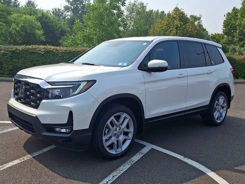 Used 2024 Honda Passport EX-L image 3