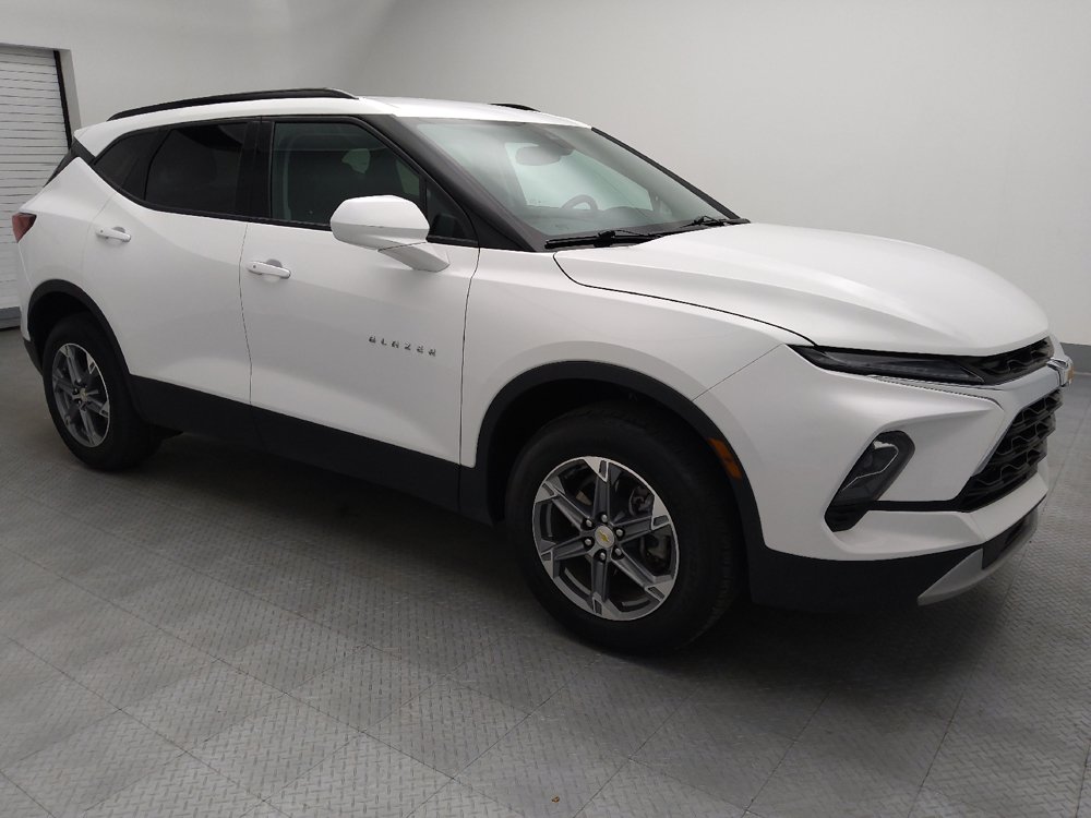 Used 2024 Chevrolet Blazer LT w/ Convenience Package FWD image 11