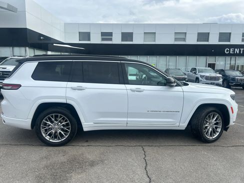 Used 2024 Jeep Grand Cherokee L Summit image 12