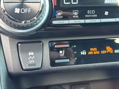 Certified 2025 Toyota RAV4 Limited image 21