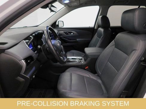 Used 2020 Chevrolet Traverse LT w/ LT Premium Package image 27