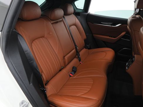 Certified 2023 Maserati Levante Modena AWD/4WD image 13
