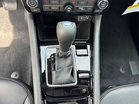 New 2026 Jeep Compass Limited AWD/4WD image 16