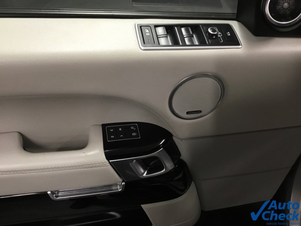 Used 2016 Land Rover Range Rover HSE AWD/4WD image 23