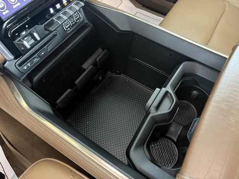 Used 2019 RAM 1500 Limited image 32