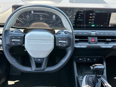 Used 2025 Kia K4 GT-Line FWD image 18