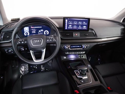 Certified 2023 Audi Q5 e Premium w/ Convenience Package image 14