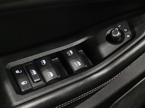 Used 2022 Jeep Grand Cherokee L Limited image 27