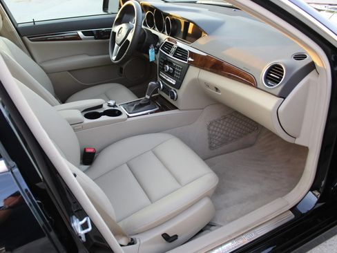 Used 2012 Mercedes-Benz C 300 4MATIC Sedan image 26
