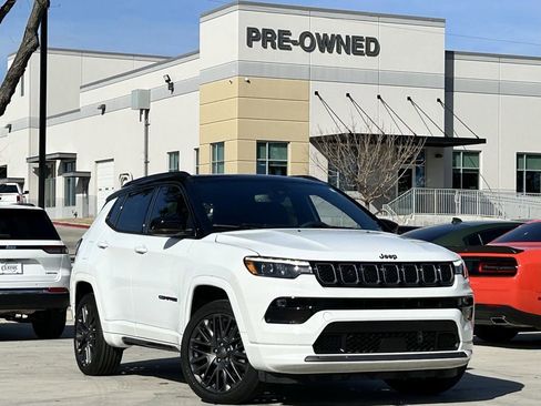 Used 2023 Jeep Compass High Altitude image 2