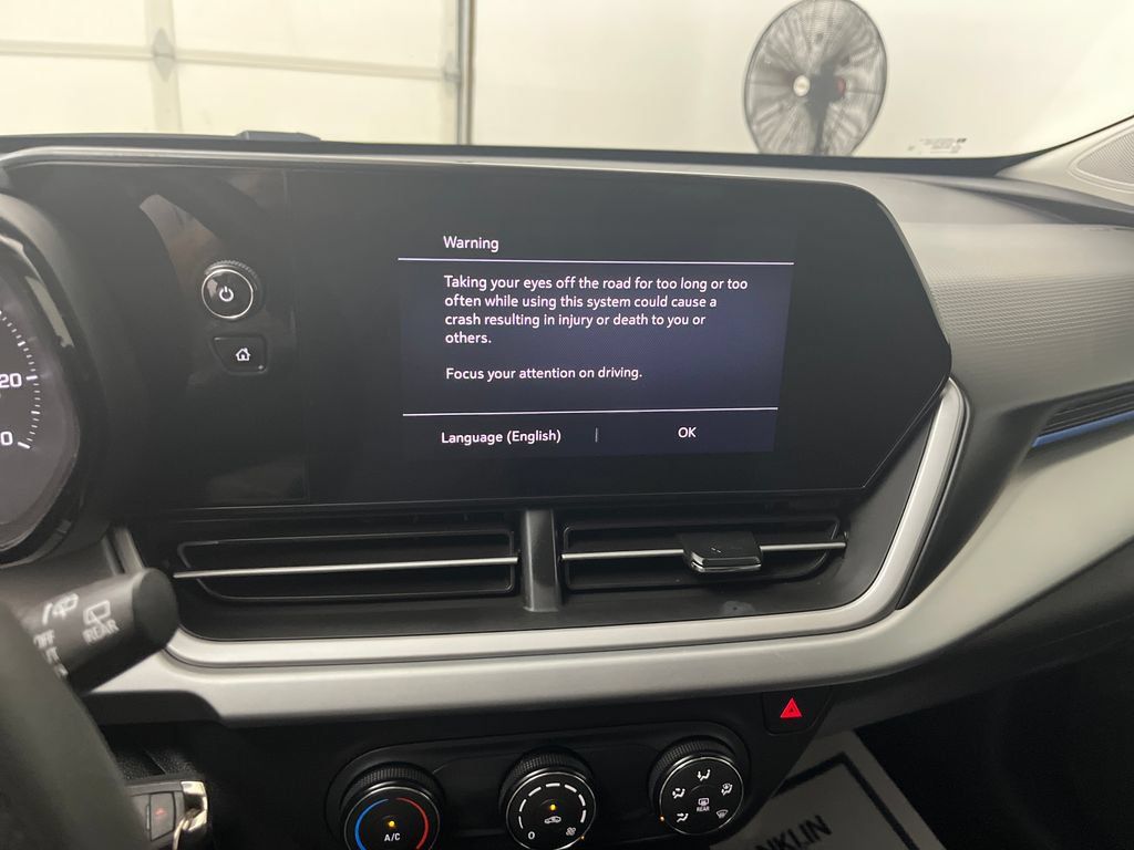 Used 2025 Chevrolet Trax LS FWD image 19