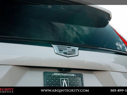 Used 2024 Cadillac Escalade Sport Platinum AWD/4WD image 17