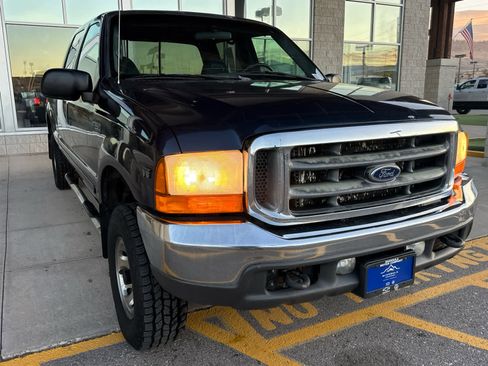 Used 2001 Ford F250 XLT image 5