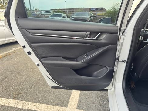 Used 2019 Honda Accord Sport image 12