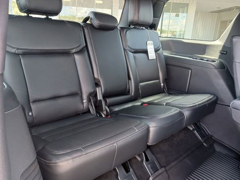 New 2025 Ford Expedition Platinum w/ Stealth Performance Package image 11