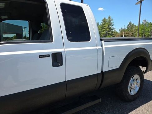 Used 2012 Ford F250 XLT w/ XLT Interior Pkg AWD/4WD image 17