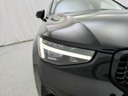 New 2026 Volvo XC40 B5 Plus w/ Climate Package AWD/4WD image 26