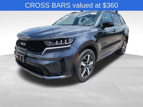 Used 2023 Kia Sorento S w/ Panoramic Sunroof Package FWD image 3