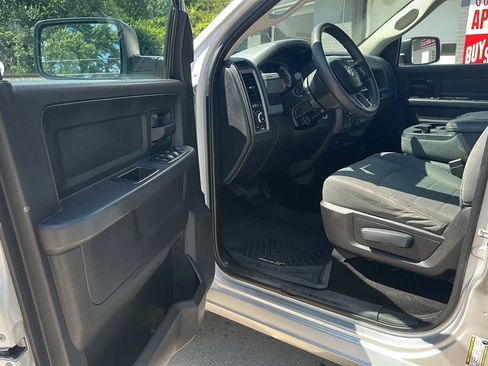 Used 2016 RAM 1500 Express w/ Popular Equipment Group AWD/4WD image 9