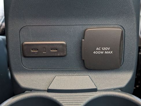 New 2026 Ford Maverick XLT w/ XLT Luxury Package FWD image 28