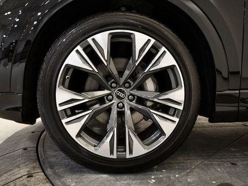 New 2026 Audi Q8 Premium Plus image 14