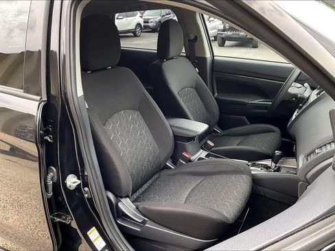 Used 2024 Mitsubishi Outlander Sport ES AWD/4WD image 7