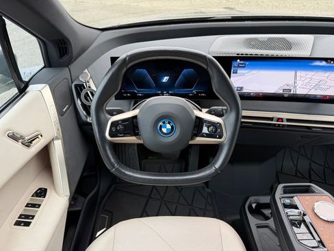 Used 2023 BMW iX xDrive50 w/ Ultimate Package 2 image 20