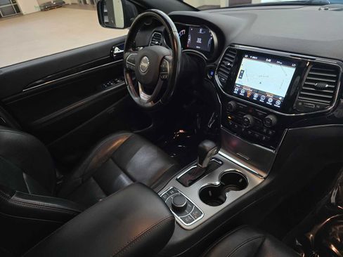 Used 2020 Jeep Grand Cherokee Trailhawk w/ Trailhawk Luxury Group AWD/4WD image 31