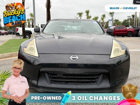 Used 2012 Nissan 370Z Touring w/ Aerodynamics Pkg RWD image 2