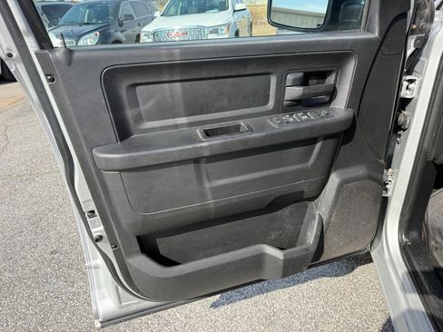 Used 2016 RAM 1500 Express image 12