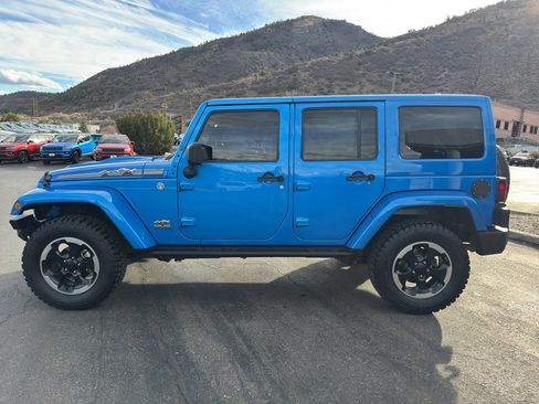 Used 2014 Jeep Wrangler Unlimited Sahara image 5