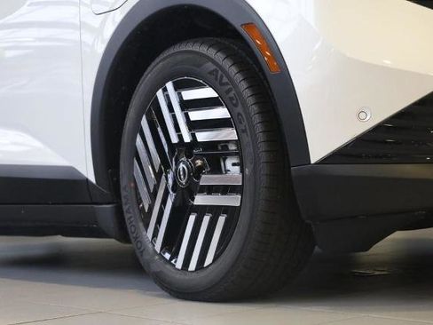 New 2026 Nissan Leaf SV+ w/ Floor Mat Package (SV+) FWD image 3