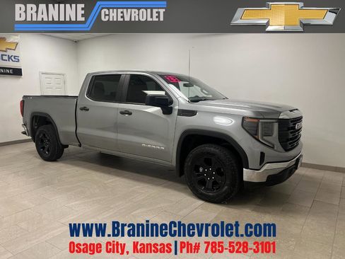 Used 2023 GMC Sierra 1500 Pro w/ Trailering Package AWD/4WD image 1