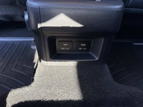 Used 2023 MAZDA CX-9 Touring image 33