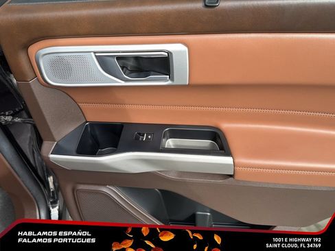 Used 2023 Ford Explorer King Ranch w/ Technology Package RWD image 29