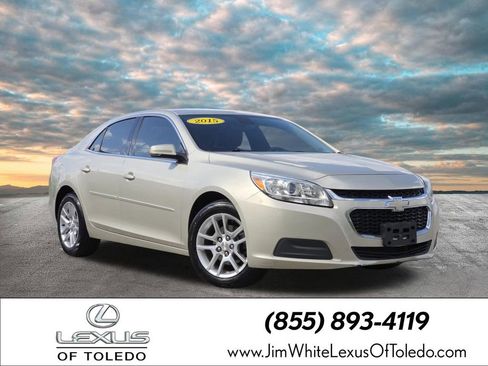 Used 2015 Chevrolet Malibu LT w/ Power Convenience Package FWD image 1