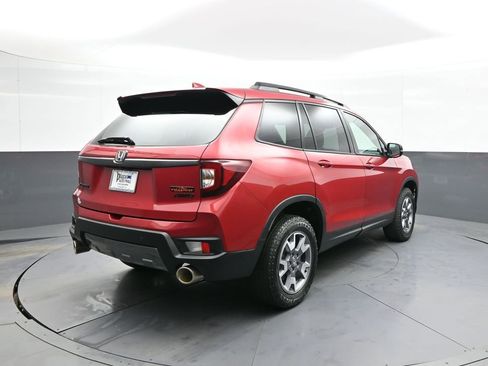 Certified 2023 Honda Passport TrailSport image 6