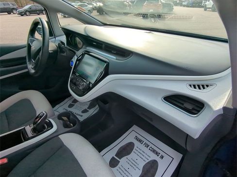 Used 2017 Chevrolet Bolt LT image 27