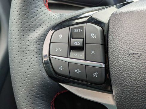 Used 2025 Ford Explorer ST-Line image 22