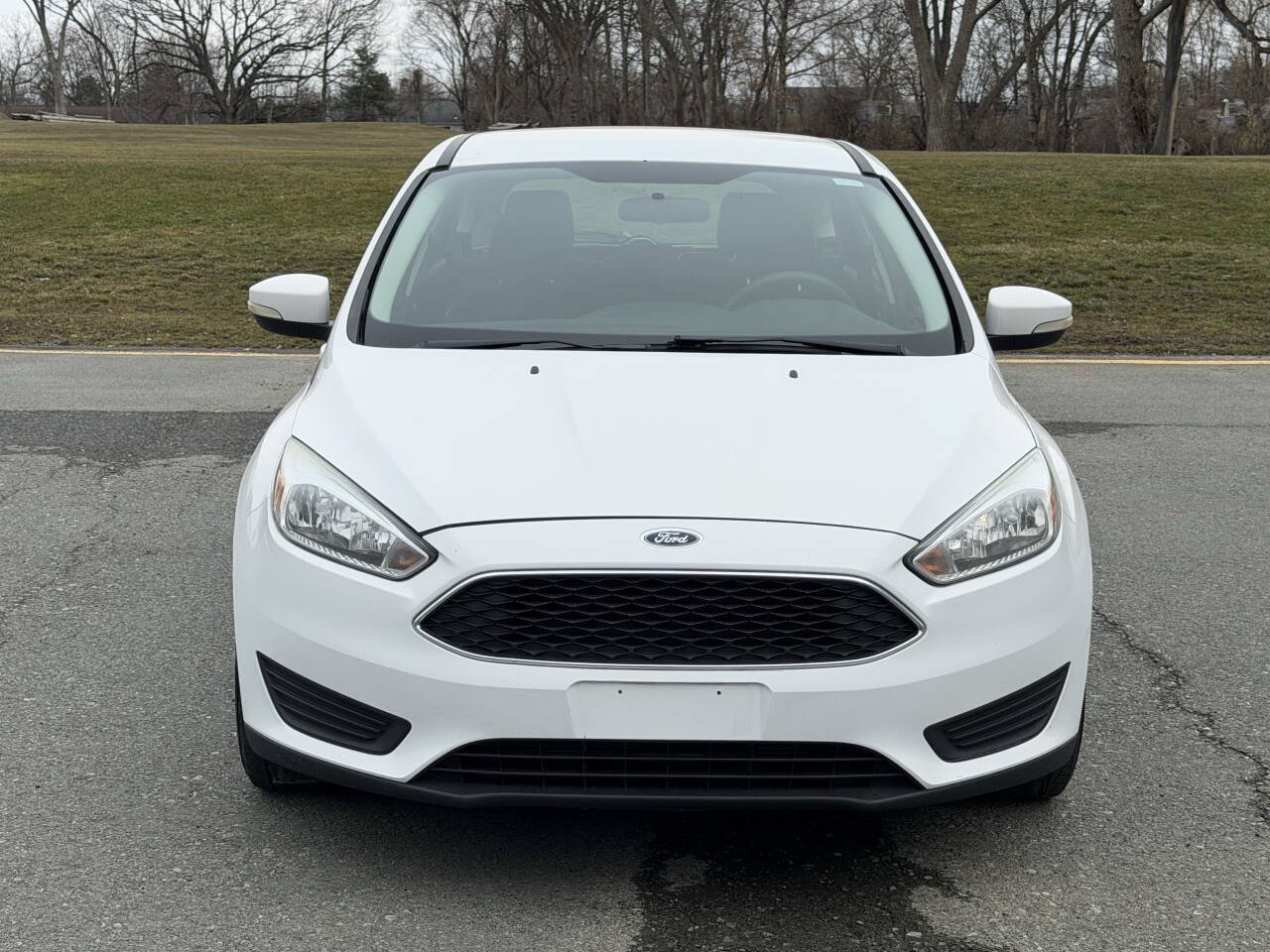 Used 2016 Ford Focus SE FWD image 1