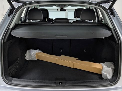 Used 2023 Audi Q5 Premium w/ Convenience Package image 20