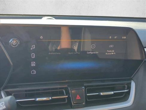 Used 2024 Chevrolet TrailBlazer LT w/ Driver Confidence Package FWD image 17