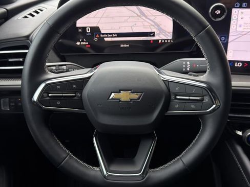 New 2026 Chevrolet Traverse LT w/ Driver Confidence Package FWD image 12