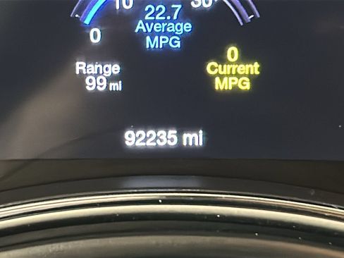 Used 2019 Jeep Grand Cherokee Laredo w/ 18" Wheel & 8.4" Radio Group AWD/4WD image 22
