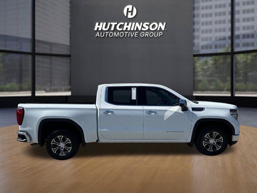 Used 2026 GMC Sierra 1500 SLT RWD image 8